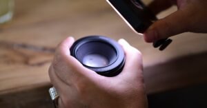 Astuces de grand-mère : comment nettoyer un lino efficacement sans produits chimiques ?